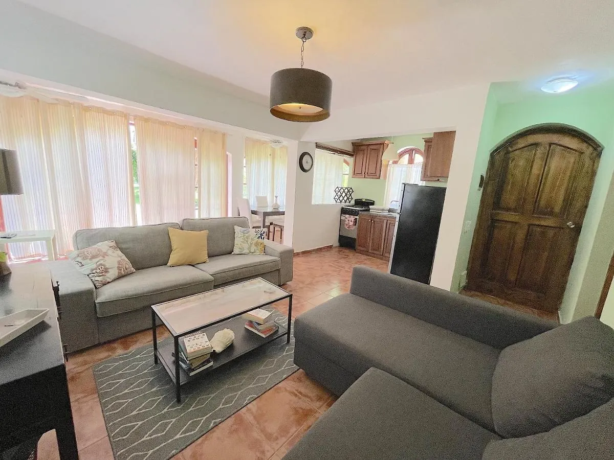 Long Term Villas & Apartments Vacation Rentals Bavaro Los Corales Пунта-Кана