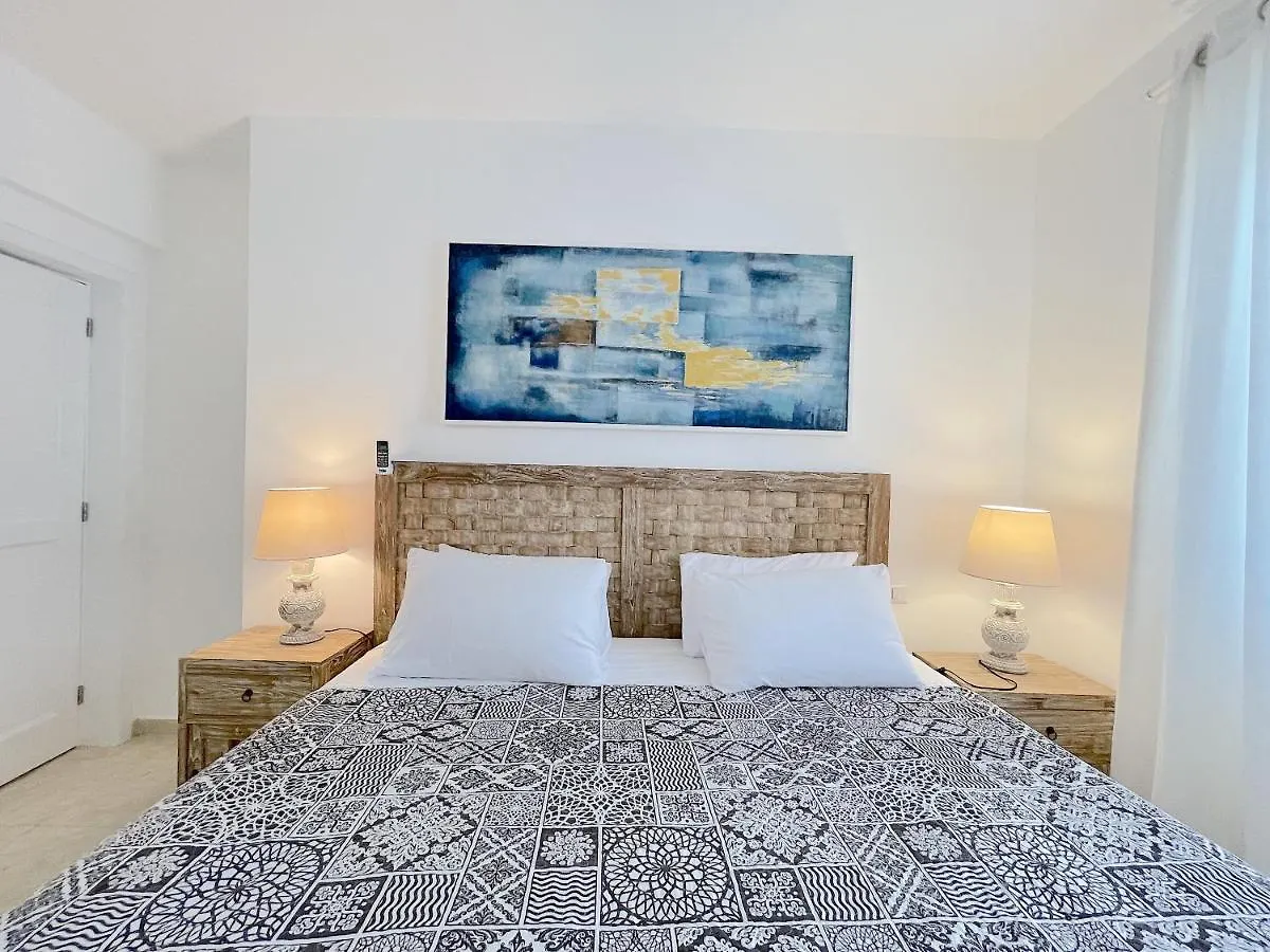 Long Term Villas & Apartments Vacation Rentals Bavaro Los Corales Пунта-Кана